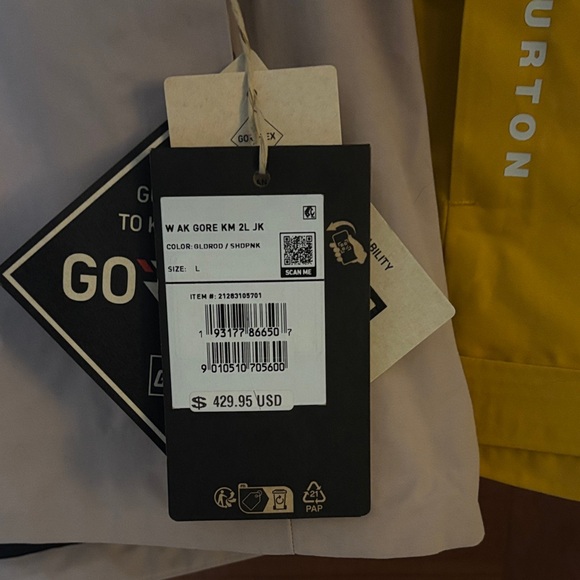 Burton Women's [ak] Kimmy Gore 2L Jacket - Goldenrod/Shadow Pink - Picture 12 of 12